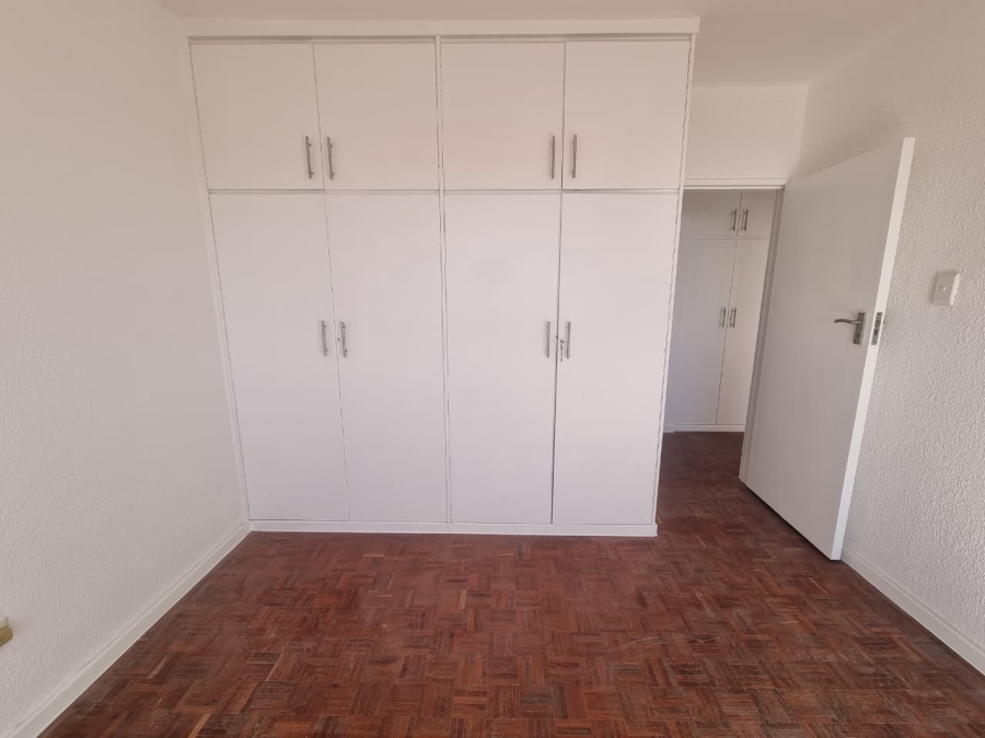 To Let 1 Bedroom Property for Rent in Sea Point Western Cape